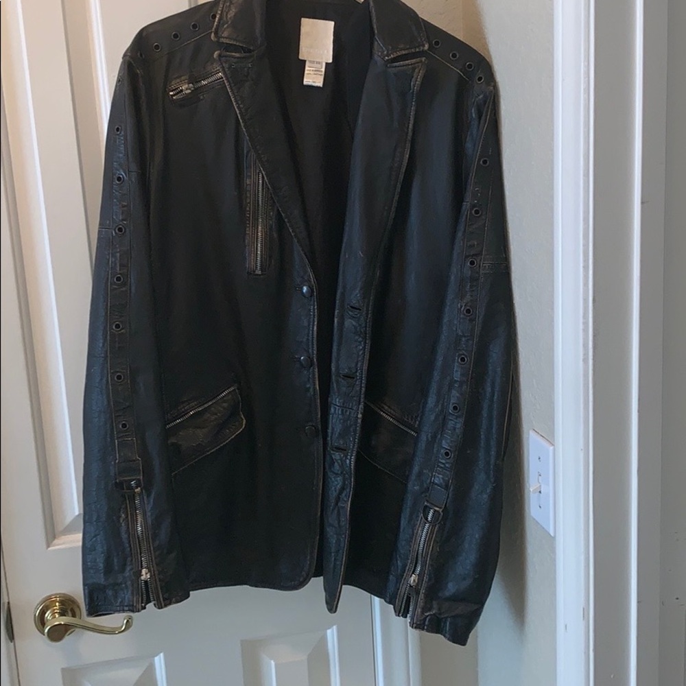 Diesel xxl leather fits 6 foot up 185 to 205 lbs